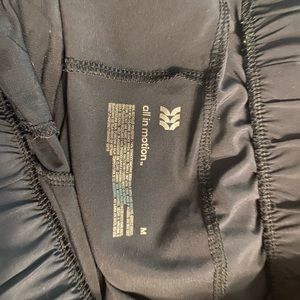 I am selling 4 pairs of scrubs, 2 are jogger and the other 2 are straight leg